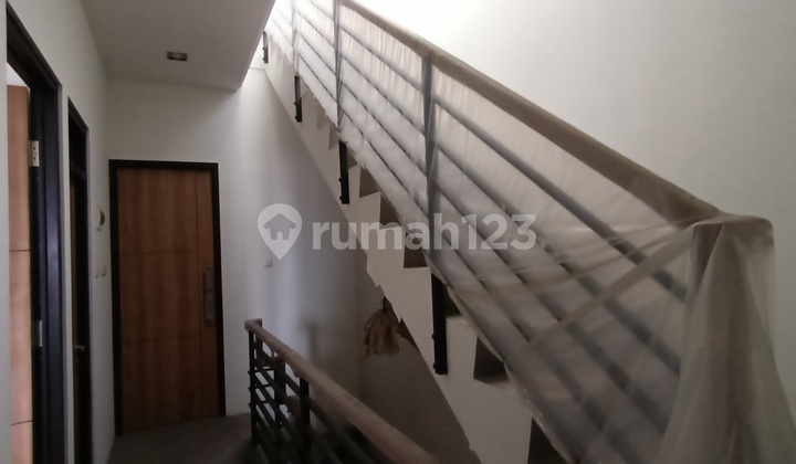 Rumah Di Sedane, Bugangan, Semarang Timur 9