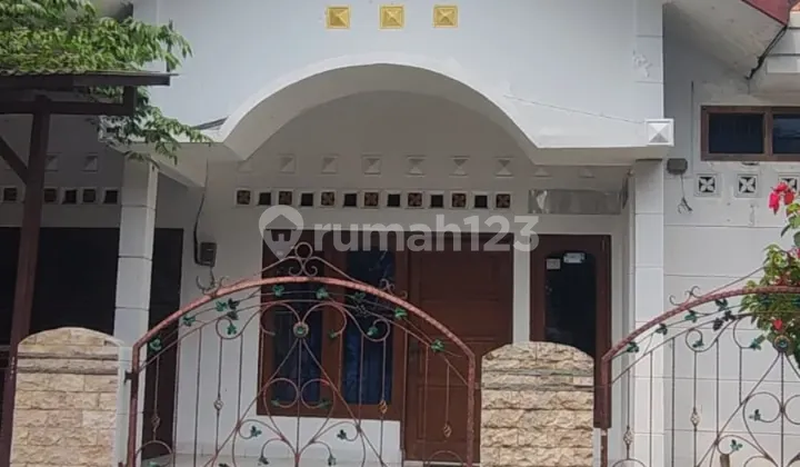 Rumah di Rorojonggrang, Manyaran, Semarang Barat 1