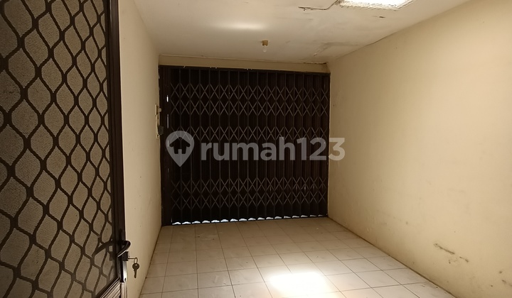 Rumah di Puri Anjasmoro, Tawangmas, Semarang Barat 8