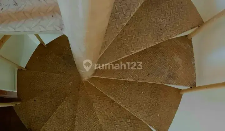 Rumah di Puri Anjasmoro, Semarang Barat 6