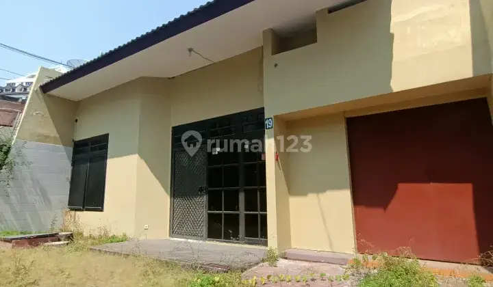 Rumah 2 Menit Dari Simpang Lima di Taman Pekunden Timur, Semarang Tengah 2