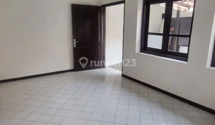 Rumah Sederhana di Pusat Kota Jalan Randusari, Semarang Selatan 2