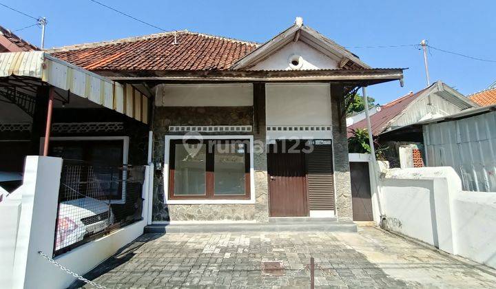 Rumah Sederhana di Pusat Kota Jalan Randusari, Semarang Selatan 1