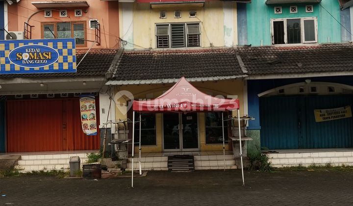 Ruko 2 Lantai Siap Pakai di Komplek Ruko Jatisari, Jalan Raya Mijen 1