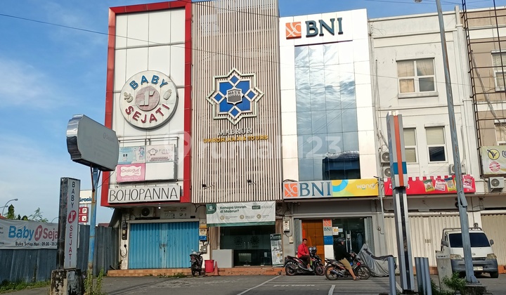 Ruko 3 Lantai di Dekat Pusat Kota di Jalan Gajah Raya, Majapahit, Semarang Timu 2