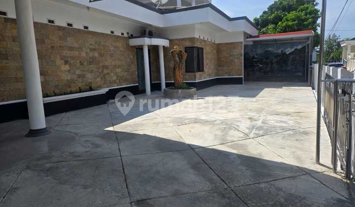 Rumah 2 Lantai Siap Pakai di Jalan Durian, Ungaran Barat 2