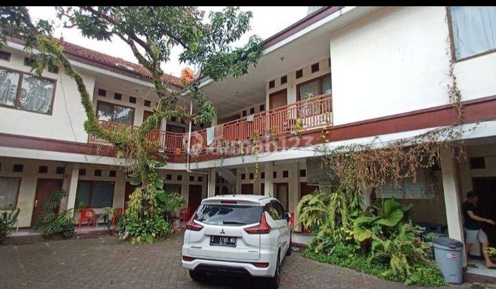 Rumah  Daerah Burangrang Gatot Subroto 2