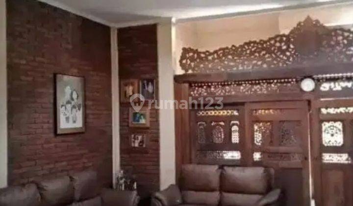 Rumah dijual daerah BKR Buah Batu 2