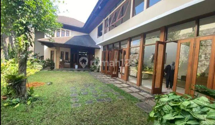 Rumah Mewah Di Jl Ir. H. Juanda Dago Bandung  2