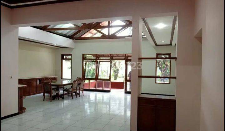 Dijual Rumah Area Komersil Riau Bandung 1