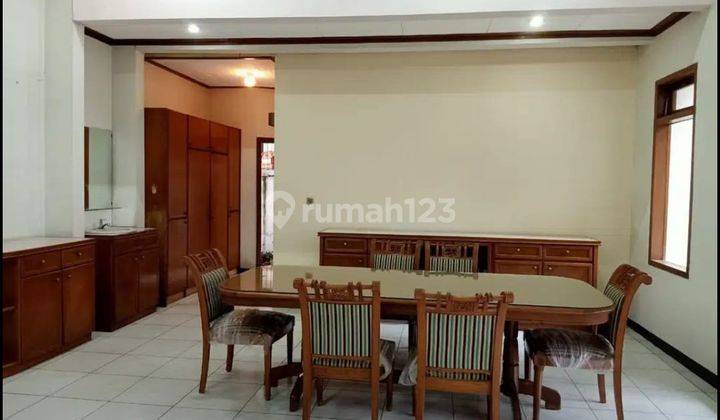 Dijual Rumah Area Komersil Riau Bandung 2