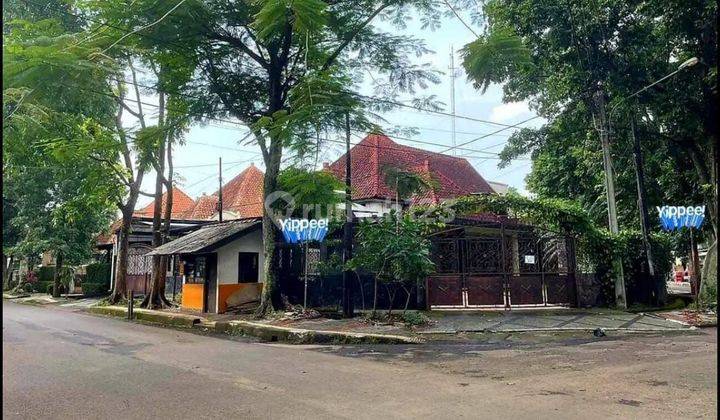 Rumah Terawat Di Daerah Burangrang Bandung Lokasi Strategis  1