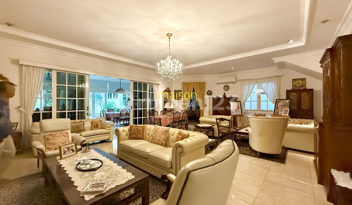 Rumah Siap Huni 900 Meter Dekat Area Bisnis Senayan Rumah Siap Huni 900 Meter Dekat Area Bisnis Senayan