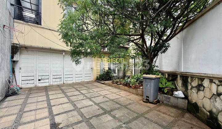 West Pejaten House 330 Meters Walking Distance to Siaga Hospital 2