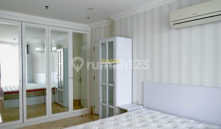 Best Deal Apartemen Permata Hijau 3 Br 208 Meter 2