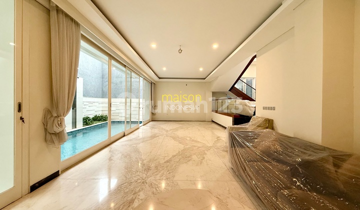 Beautiful House Ready to Occupy in the Quiet Area of Pondok Indah 2