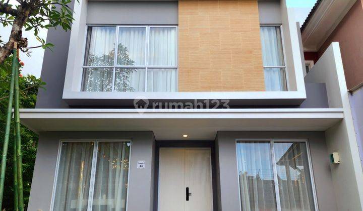 rumah keren 8x15 hoek lokasi strategis 1