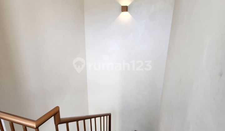 Griya Idola Residence Rumah 3 Lantai Free PPN Lokasi Dekat Toll