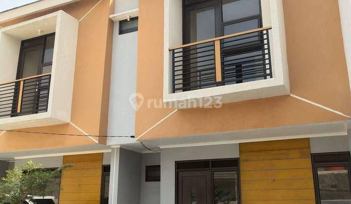 Rumah 2 Lantai Termurah Nempel Harapan Indah Bekasi  2