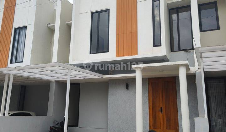 Rumah 2 Lantai Sertifikat Hal Milik Di Jatisampurna Dekat Kawasan Bisnis Cibubur 2