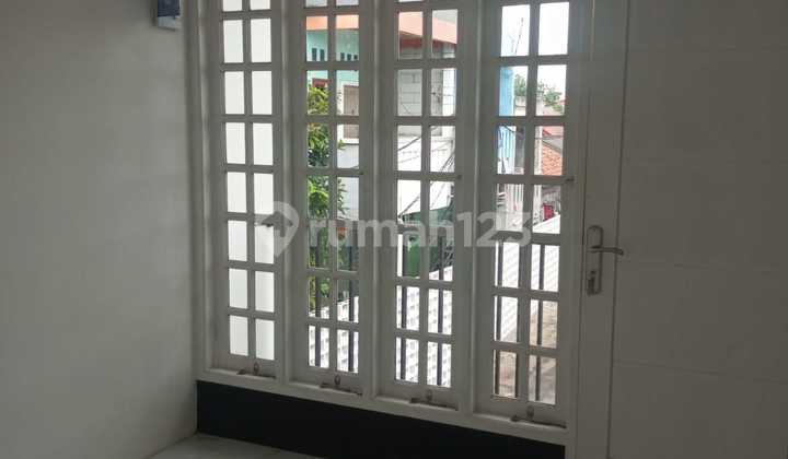 Rumah 2 Lantai Harga Terjangkau Di Kebagusan Jaksel 2