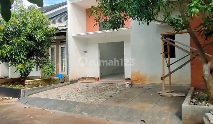 Rumah minimalis strategis bebas banjir di jatiranggon 9