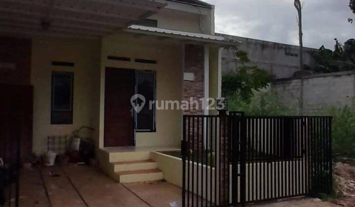 Rumah siap huni minimalis asri dan nyaman strategis di Parung 8