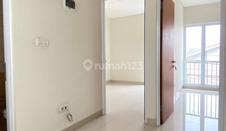 Rumah Modern Siap Huni Strategis Di Bintaro  2