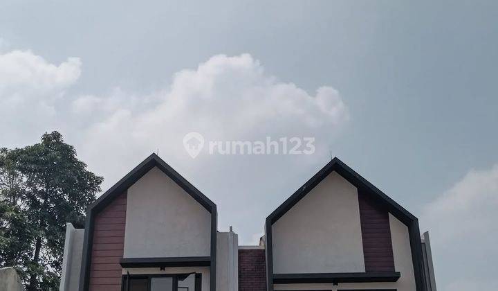 Rumah Modern Strategis Dekat Graha Raya Bintaro  1