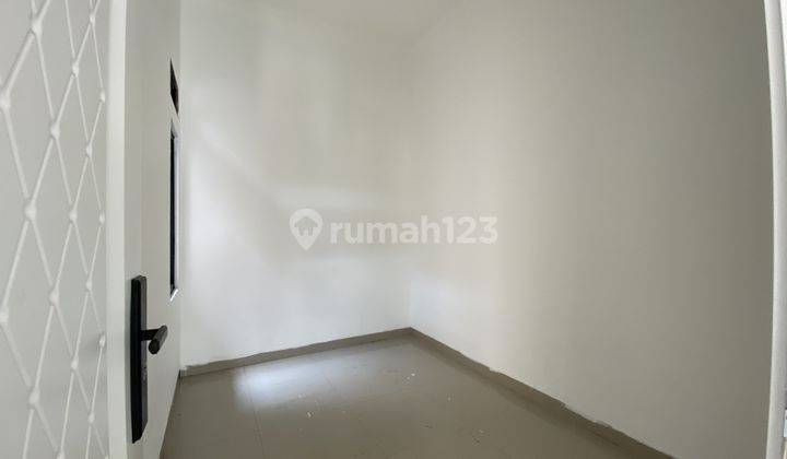 Rumah Minimalis Modern Bebas Banjir Di Depok  2