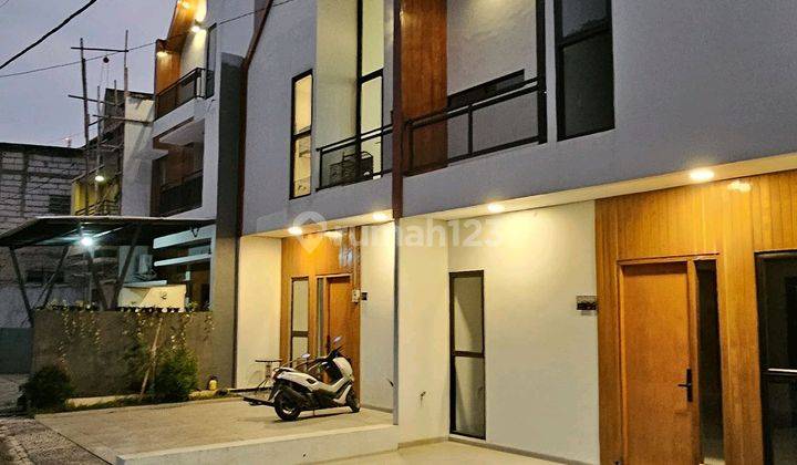 Rumah Modern Dijual Stratregis Di Ciputat  2