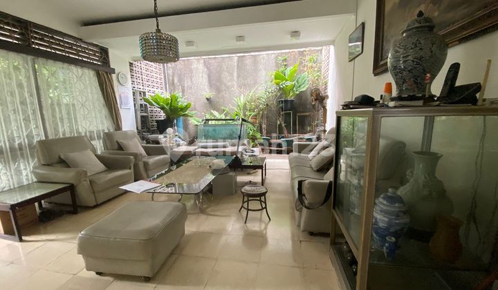 Dijual Rumah Luas SHM Strategis di Gandaria Kramat Pela