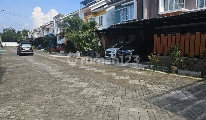 Dijual Rumah D'Leaf Permata Bintaro - Graha Raya 2