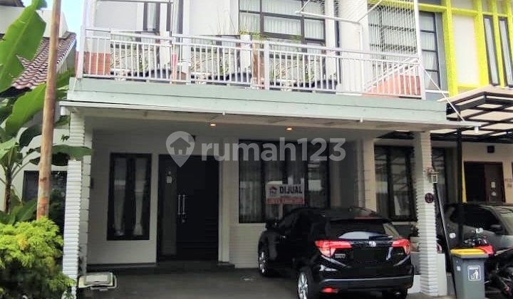 Rumah di Jl. Puri Bintaro, Tangerang Selatan Rumah di Jl. Puri Bintaro, Tangerang Selatan