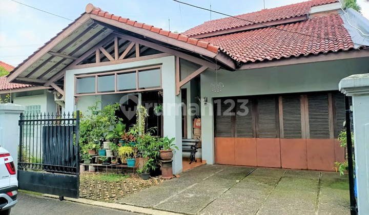 Rumah Bagus di Jl. Kh. Dewantara, Ciputat, Tangsel