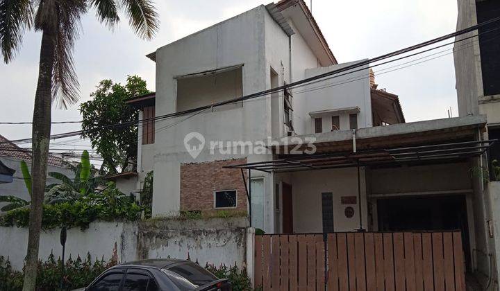 Rumah di Cikini Raya, Bintaro Sektor 7, Tangerang Selatan 1