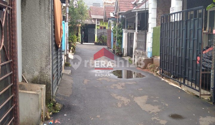 Rumah 2 Lantai di Villa Dago Tol, Tangerang Selatan 2
