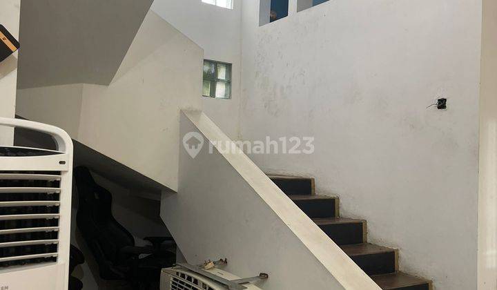 Rumah 3 Lantai di Pisok, Bintaro Sektor 5, Tangerang Selatan 2