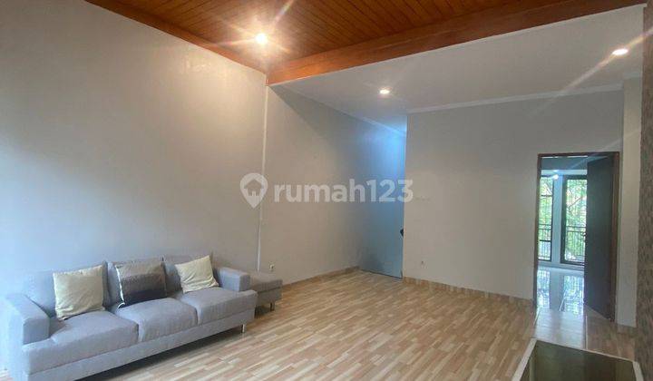 Dijual Rumah Cluster di Emerald Terrace, Bintaro Sektor 9 1