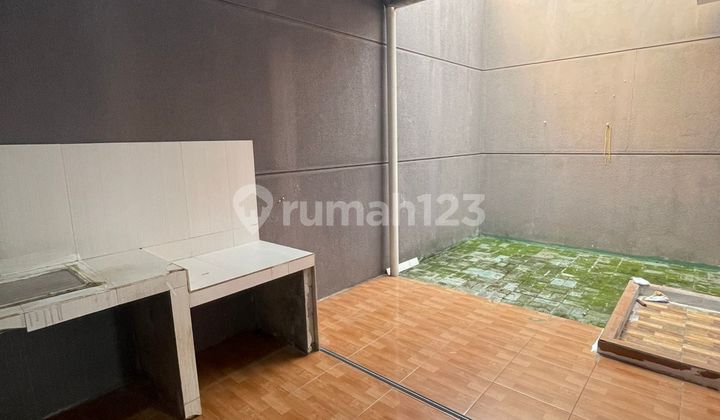 ******** | Rumah Dijual di Beryl Residence 2