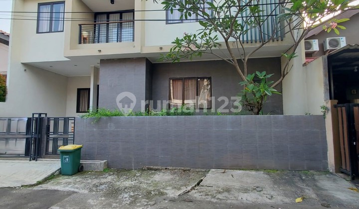 eraradiant.id | House for Sale in Mertilang Bintaro, Sector 9, bla