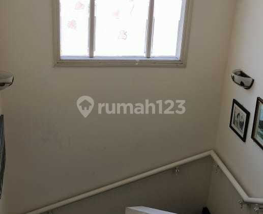 For Rent Rumah Lux Sangat Terawat di Sayap Burangrang 2