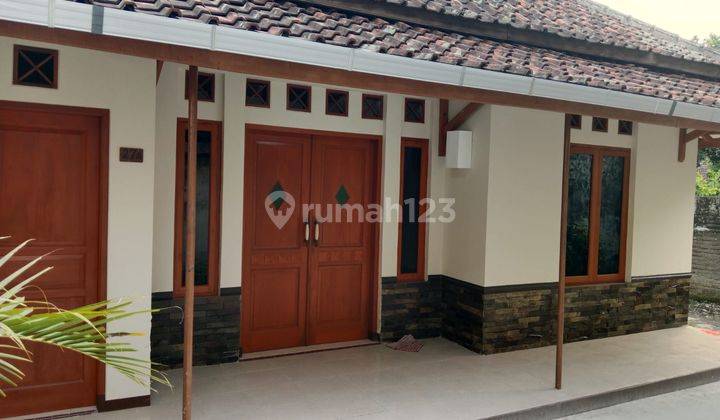 For Rent Or Sale Rumah Modern di Gatot Subroto 2