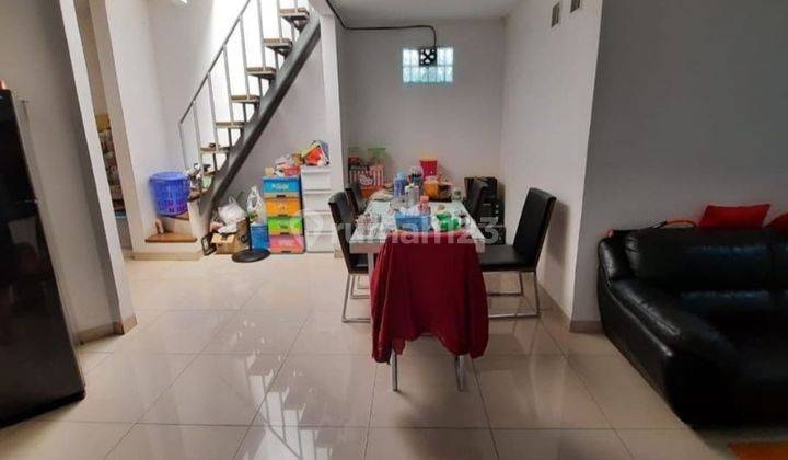 For Rent Rumah Minimalis Modern di Singgasana Pradana 6