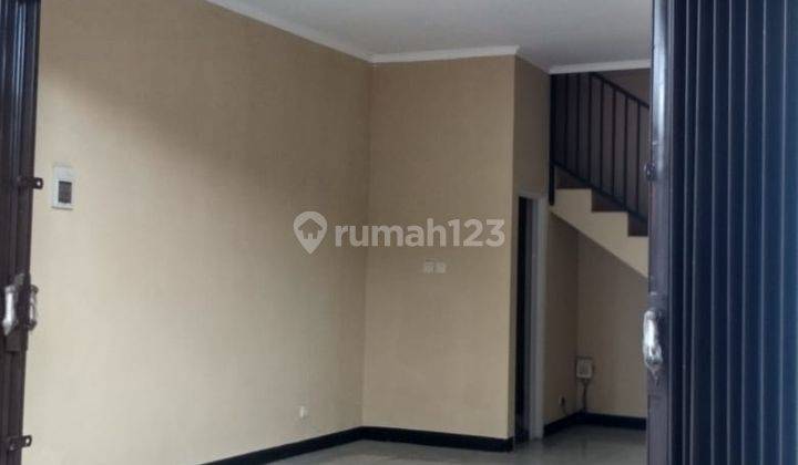For Sale Ruko Rendeng Siap Pakai di Sarijadi Bandung 2