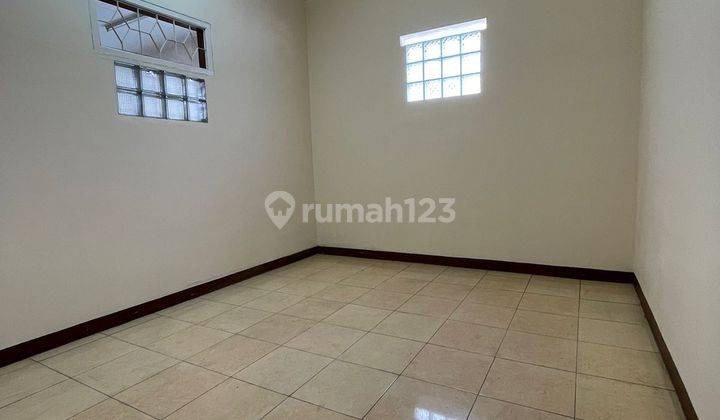 For Ren Rumah Cocok Untuk Usaha di Brigjen Katamso 7
