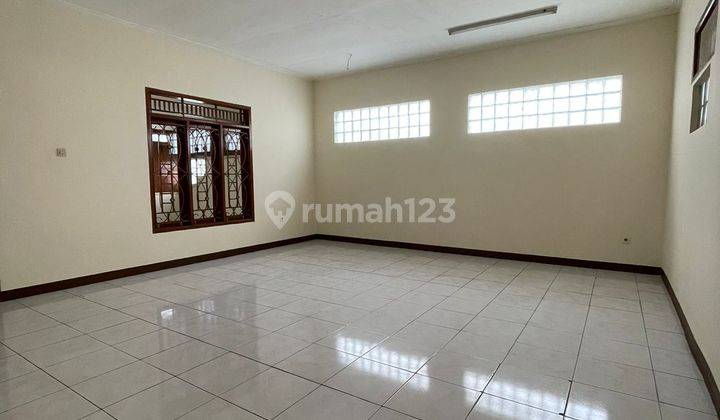 For Ren Rumah Cocok Untuk Usaha di Brigjen Katamso 9