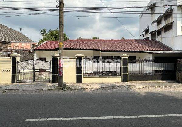 Rumah Murah Solo Dekat Solo Grand Mall Laweyan 1