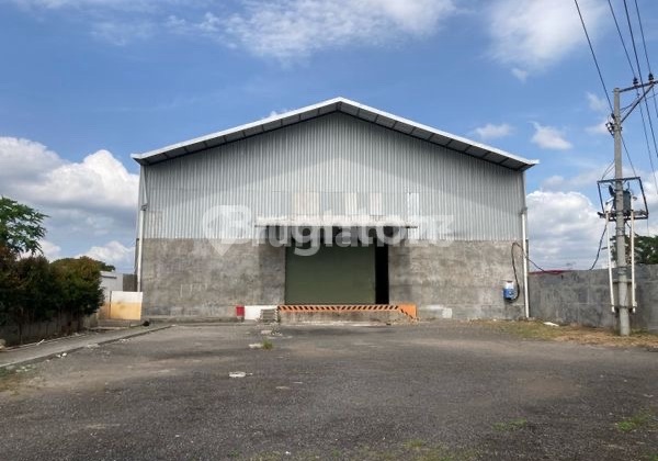 Container Access Warehouse Rental Near Klaten Toll Gate
