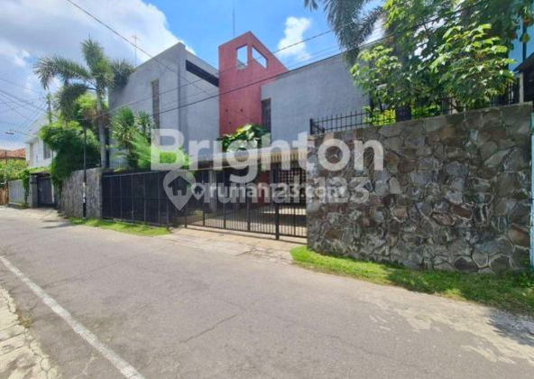 Rumah Mewah Tengah Kota Solo Gajahan Serengan Rumah Mewah Tengah Kota Solo Gajahan Serengan